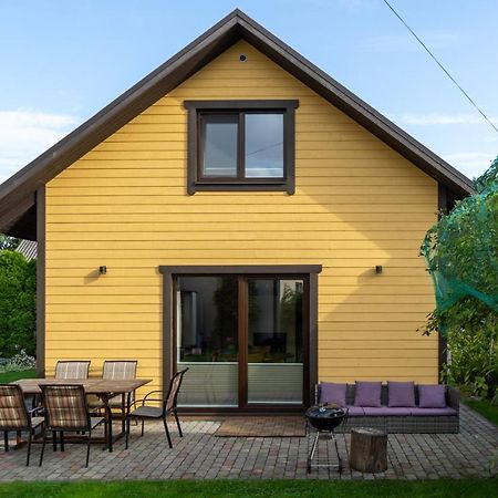 Cosy Family Guesthouse With Sauna And Garden 库雷萨雷 外观 照片